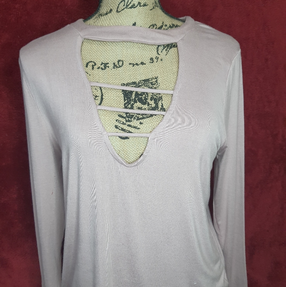 Heart Hips Strappy LS Top Medium - Picture 1 of 3